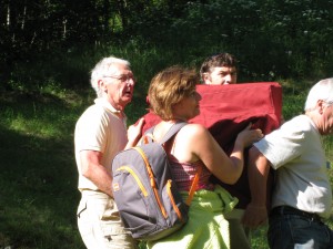 A 4 c'est un peu plus facile mais c'est quand même lourd surtout dans le petit sentier qui mène chez Gérard